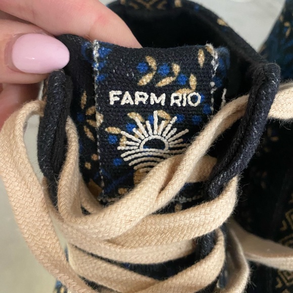 NWOT FARM RIO Mid Flat Form Sneaker Macaw Forest Black Blue - Picture 11 of 13